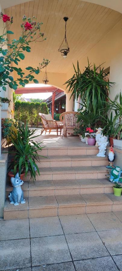 Aurora Haz Apartment Zalakaros Luaran gambar