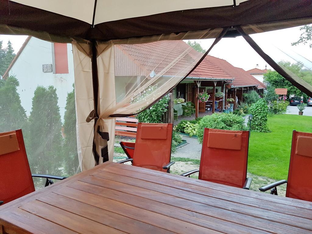 Aurora Haz Apartment Zalakaros Luaran gambar